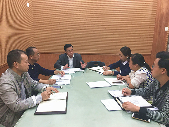 校長掛帥，齊抓共管防“校園欺凌”——深圳市龍華中英文實(shí)驗(yàn)學(xué)校召開校園欺凌專項(xiàng)工作會(huì)議