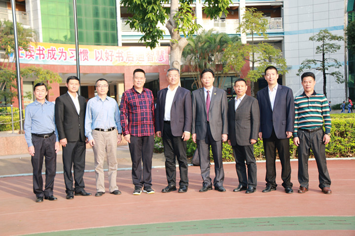 北京語言大學(xué)領(lǐng)導(dǎo)專家來集團考察， 攜手共進，創(chuàng)辦一流的高端國際教育 